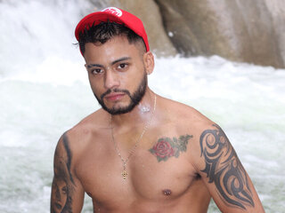 LatinStiv's Picture