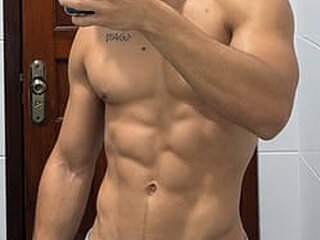 Lewis Castro's Picture